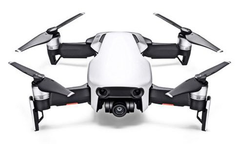 Nous avons analysé les spécifications techniques, performances et fonctionnalités du DJI Mavic Air pour nous faire une idée sur ce que vaut réellement ce drone repliable et ultraportable.