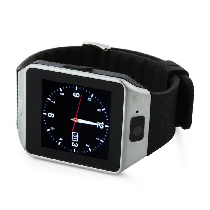 La Smartwatch DZ09, une horloge intelligente chinoise bon marché mais complète